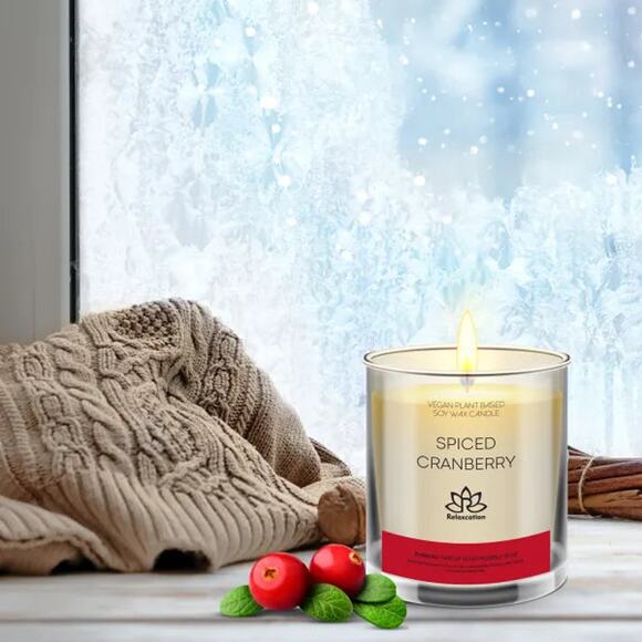 SPICED CRANBERRY Soy Wax Candle in Glass Jar (10 oz) - Picture 7 of 7